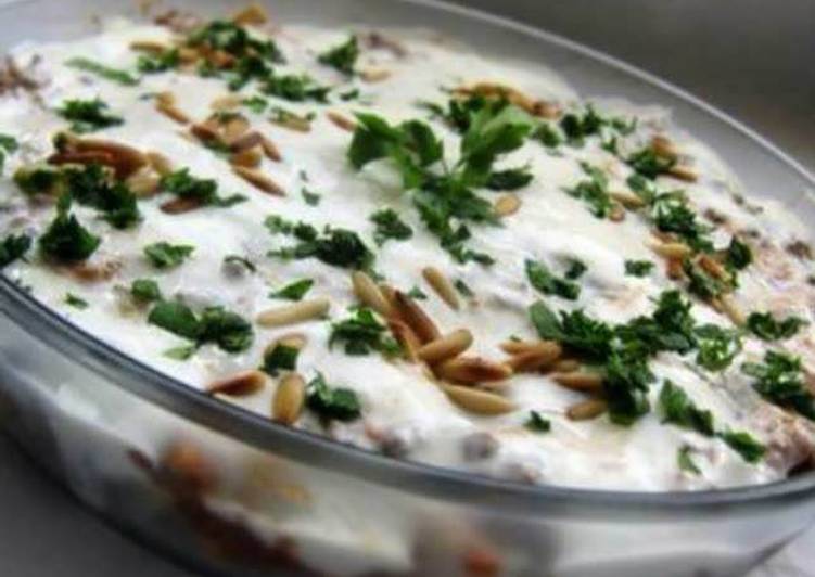 طريقة عمل فتة الدجاج باللبن