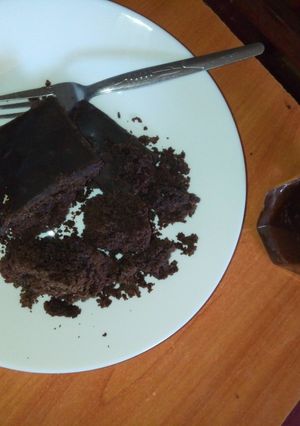 A picture of Eggless chocolate cake.