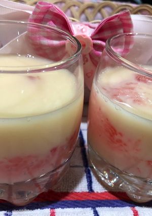 Foto resep Yakult Jelly Stroberi❤️❤️❤️