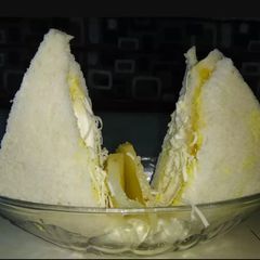 Pineapple ice cream sandwich A picture of Pineapple ice cream sandwich.