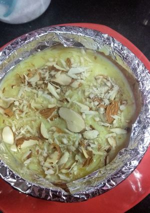 A picture of Sewai custard kheer.