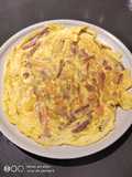 Luncheon meat Egg pizza
