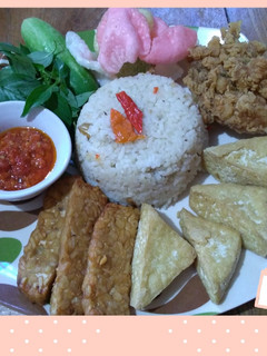 Foto resep Nasi Liwet Magic Com