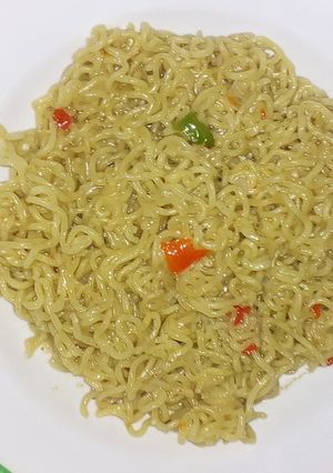A picture of Fried indomie.