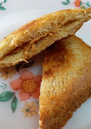 A picture of Peanut Butter Toasted Sandwich.