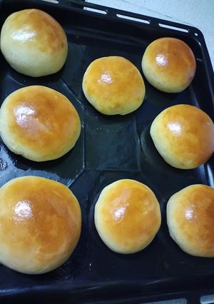 A picture of Burger Buns.