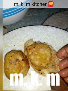 A picture of Yam balls.