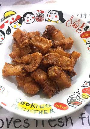 รูปของ หมูสามชั้นทอดน้ำปลา