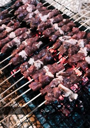 صورة لوصفة التكة / مشاكيك اللحم على الفحم او بالشواية الكهربائية