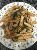 517. Macarrones con tomates y setas (principal pasta)