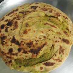 A picture of Mutter(greenpeas) stuffed laccha paratha.