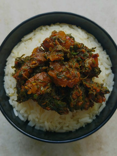 A picture of Aloo Palak Sabzi (Potato-Spinach Sabzi).