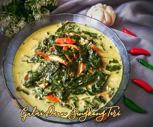 Siap Saji Gulai Daun Singkong Teri Hari Ini