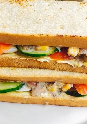 A picture of Sardine Sandwich.
