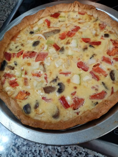 Una foto de Quiche de verduras y nata de soja