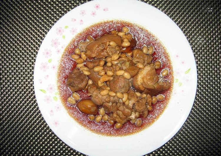 Recipe of Favorite Peanut Ham Hock Stew