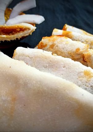 ভাপা পিঠা (bhapa pitha recipe in Bengali) রেসিপির প্রধান ছবি