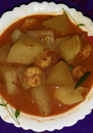 ওল কপি চিংড়ি কারি(ole kopi chingri curry recipe in Bengali) রেসিপির প্রধান ছবি