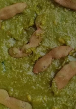 A picture of Baby tamrind chutney.