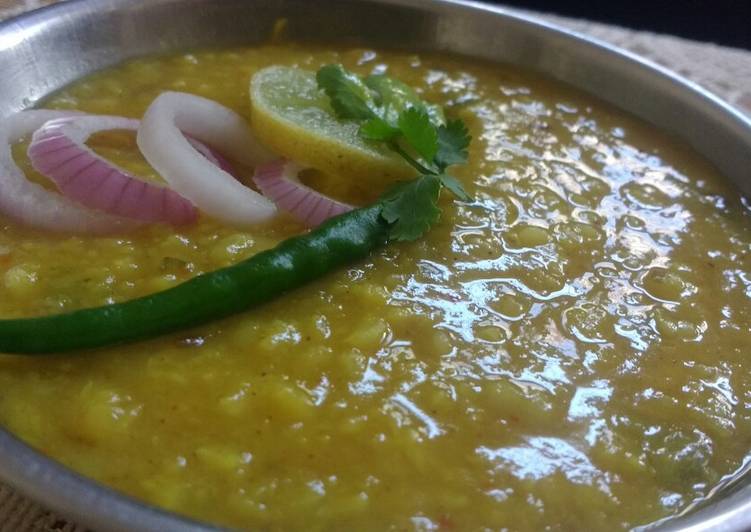 How to Make Super Quick Homemade Moong dal tadka
