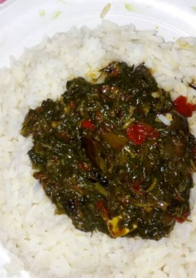 A picture of Rice & souce.