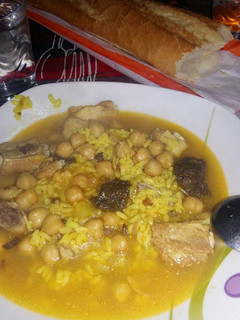Una foto de Garbanzos con arroz en olla express