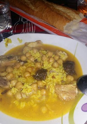 Una foto de Garbanzos con arroz en olla express
