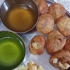 A picture of Pani puri.