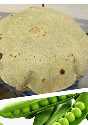 A picture of Atta Ragi Matar Roti.