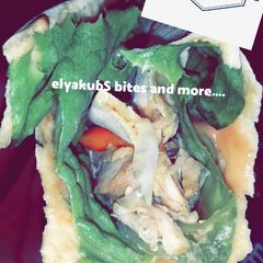 A picture of Simple shawarma.