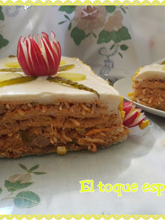 Una foto de Pastel frió con rallado de mar y atún