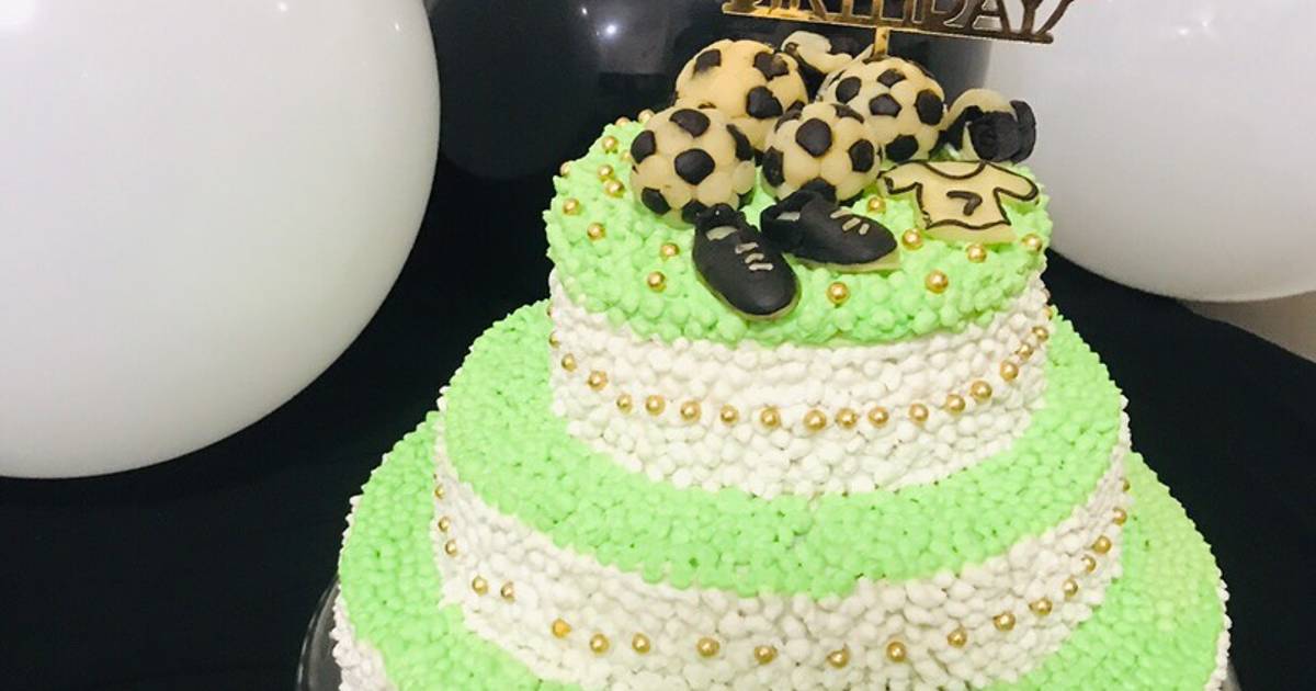 طرز تهیه کیک تولد با تم فوتبالی 🥰🥰🥰 ساده و خوشمزه توسط آیلین کوکپد
