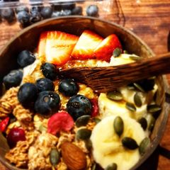 A picture of Rainbow 🌈 Porridge Bowl.
