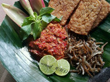 Tempe &Teri Goreng Sambel Kecombrang