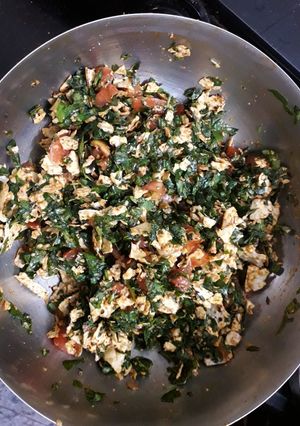 A picture of Methi leaves salad.