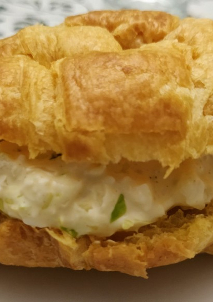 Una foto de Ensalada de huevo (relleno para sándwich)