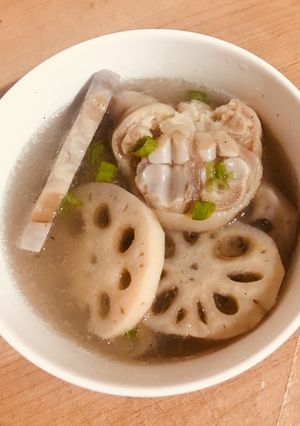 Hình của món Chân giò hầm củ sen!!.