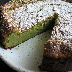 A picture of Matcha, White Chocolate & Cream Cheese Cake.