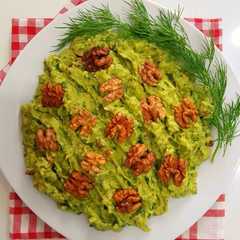 تغميسة الأفوكادو بالثوم والجوز🥑🥑🧄🥑-レシピのメイン写真