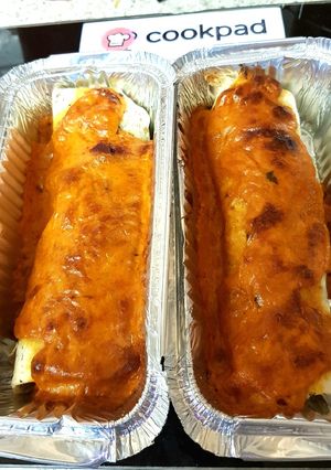 A picture of My Chicken & Chorizo Enchiladas. 😁.