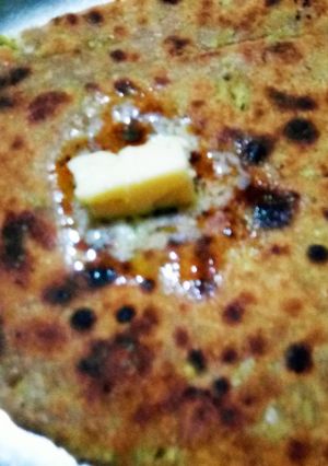 A picture of Gobhi paratha.