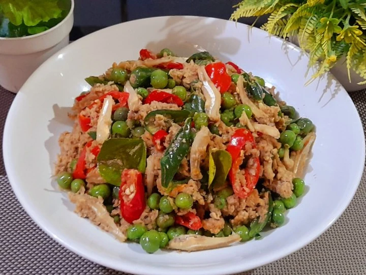 Langkah Mudah untuk Membikin Resep Oncom leunca tumis teri yang Menggugah Selera Anti Ribet, Uenak Banget