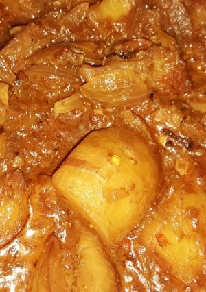 आलू दो प्याज़ा (Aloo Do Pyaza reipe in hindi) रेसिपी मुख्य फोटो