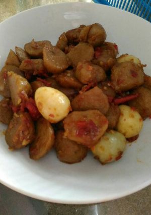Foto resep Bakso + telur puyuh pedas manis