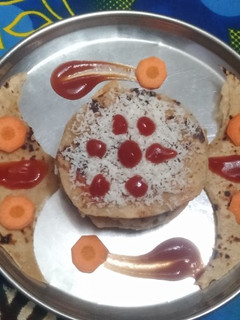 વેજીટેબલ રોટલી બર્ગર (Vegetable Rotli Burger Recipe In Gujarati) રેસીપી મુખ્ય ફોટો