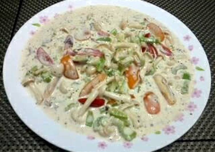 Recipe: Perfect Salad In Garlic Cream Cheese Spread