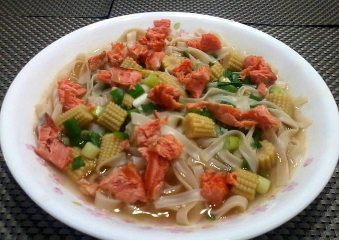 How to Make Homemade Salmon Noodles Soup