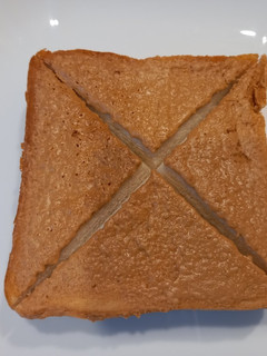 花生厚片吐司 的食譜成品照片