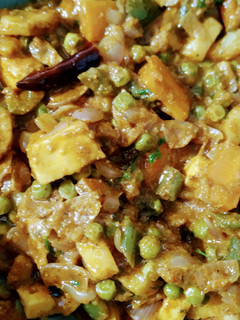 வெஜ் கடாய் கிரேவி(veg kadai gravy recipe in tamil) செய்முறை முக்கிய புகைப்படம்