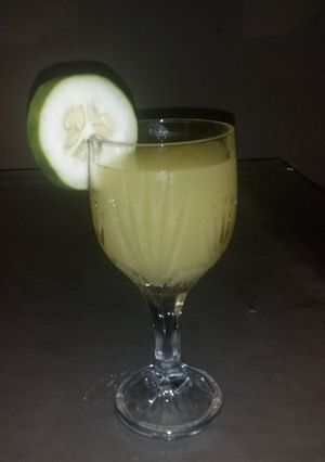 A picture of Pineapple nd cucumber drink.